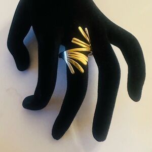 Elegant Gold and Silver Women's Ring